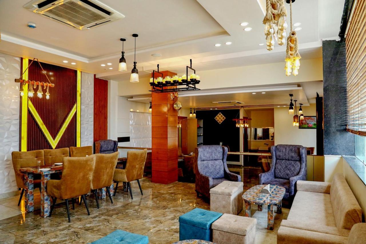 Hotel Vasdaa Grand Dehradun Exterior photo