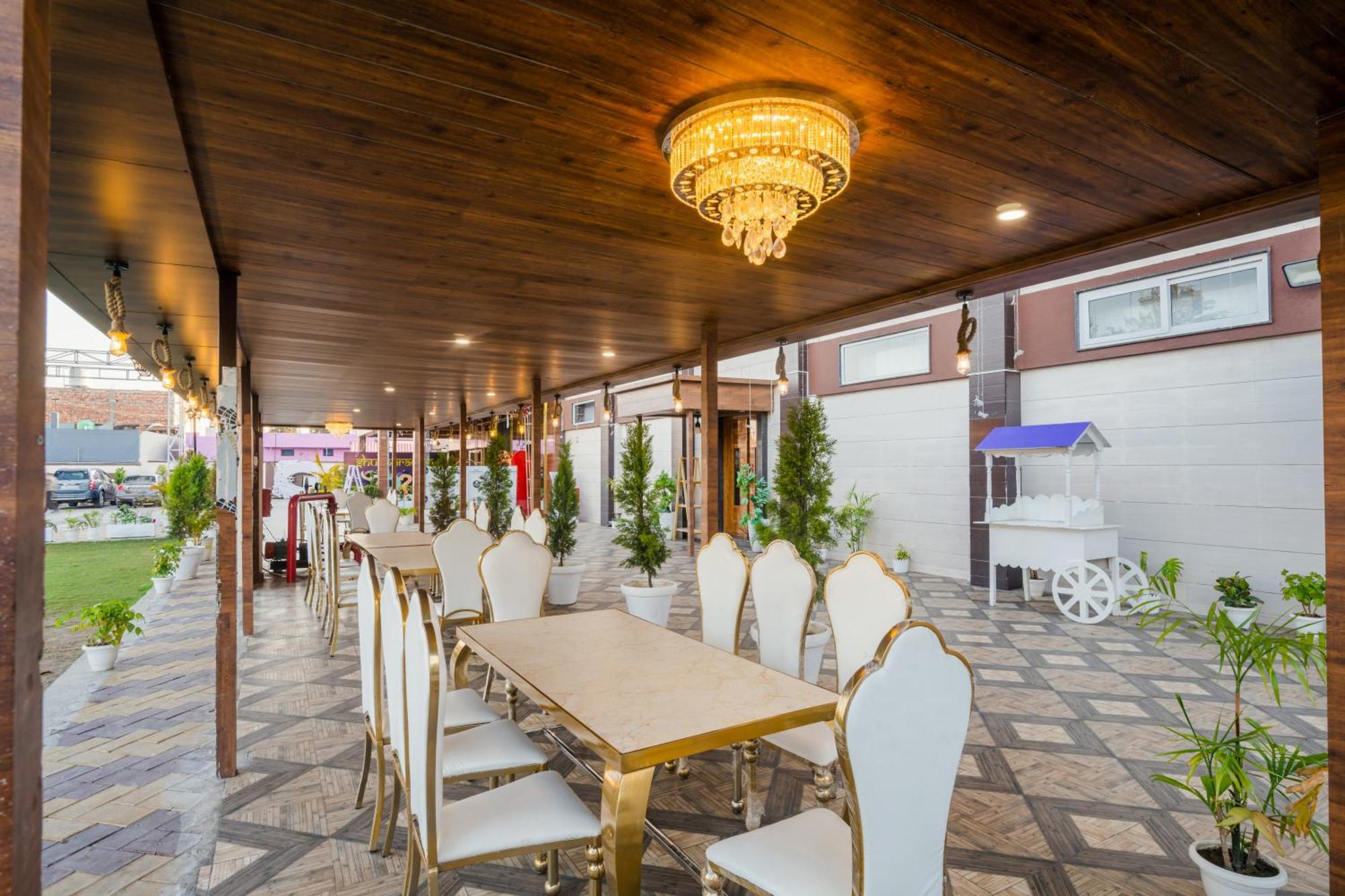 Hotel Vasdaa Grand Dehradun Exterior photo